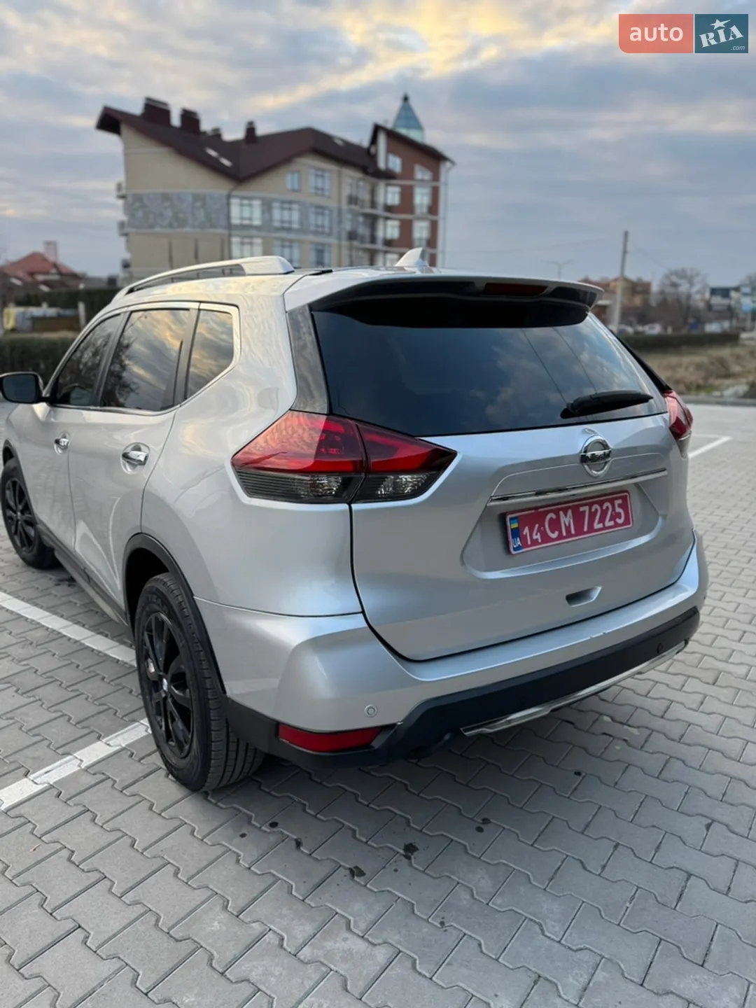 2019 Nissan Rogue - мініатюра 9