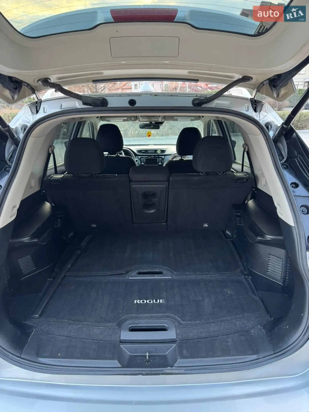 2019 Nissan Rogue - мініатюра 16