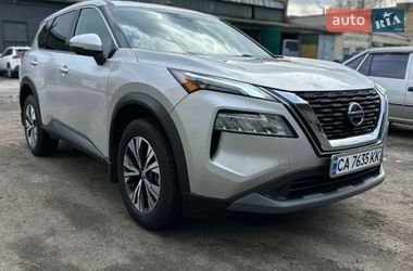 Внедорожник / Кроссовер Nissan Rogue 2021 в Киеве