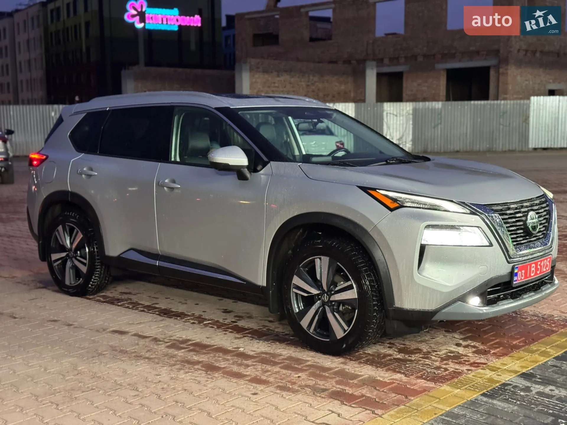 2021 Nissan Rogue - мініатюра 38