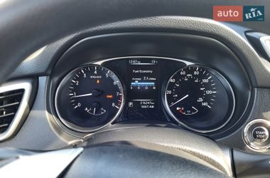 Внедорожник / Кроссовер Nissan Rogue 2015 в Львове