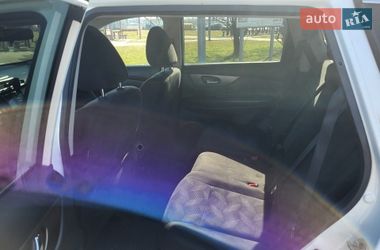 Внедорожник / Кроссовер Nissan Rogue 2015 в Львове
