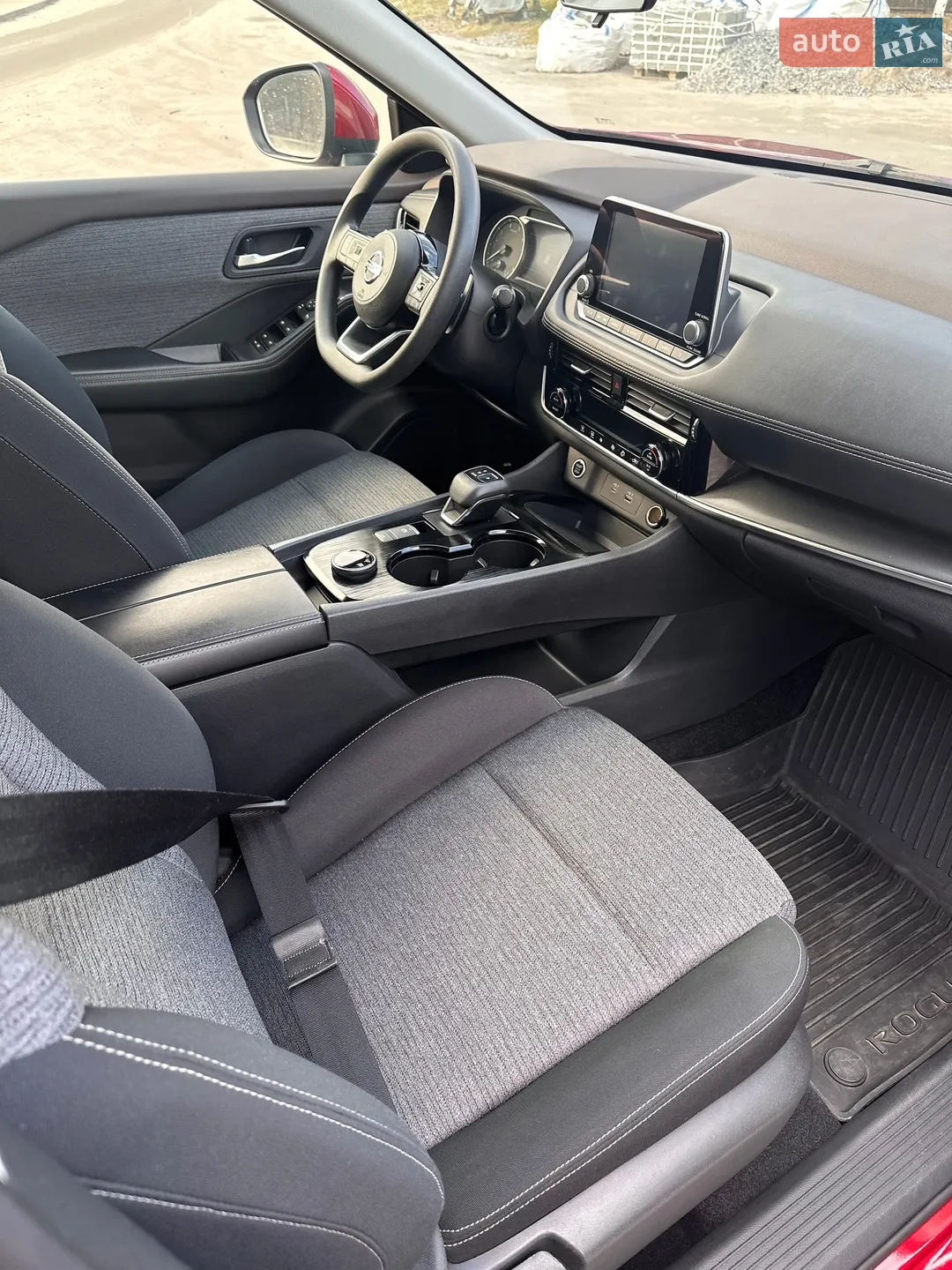 2021 Nissan Rogue - мініатюра 18