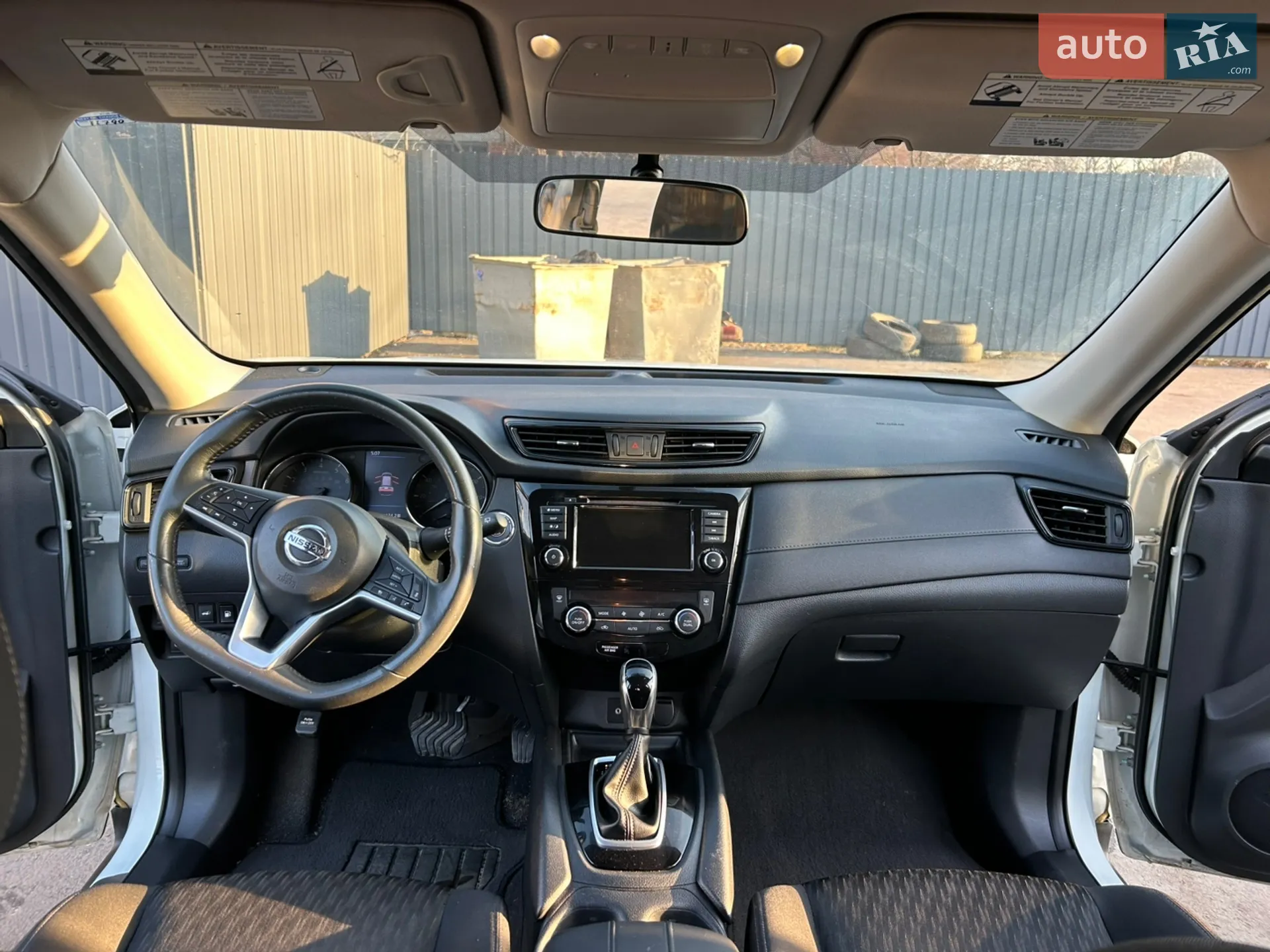 2018 Nissan Rogue - фото 1