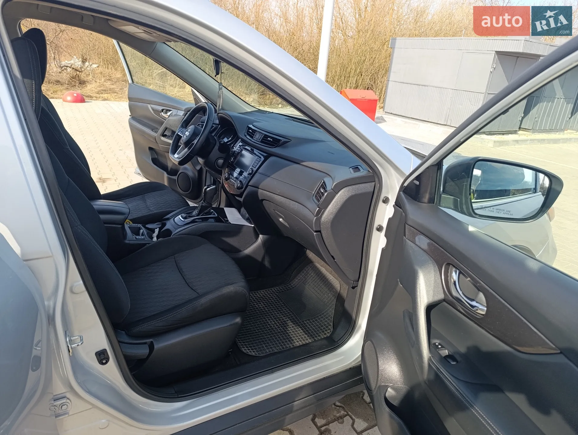 2020 Nissan Rogue - мініатюра 4