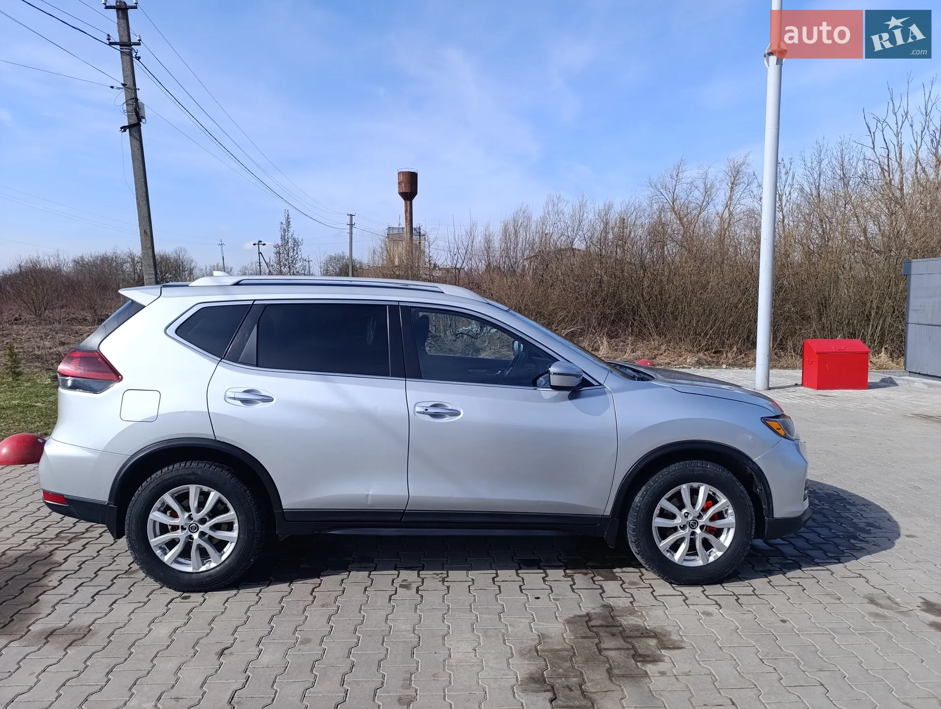 2020 Nissan Rogue - мініатюра 11