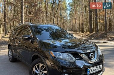 Внедорожник / Кроссовер Nissan Rogue 2015 в Киеве
