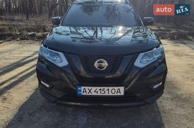 Позашляховик / Кросовер Nissan Rogue 2018 в Харкові