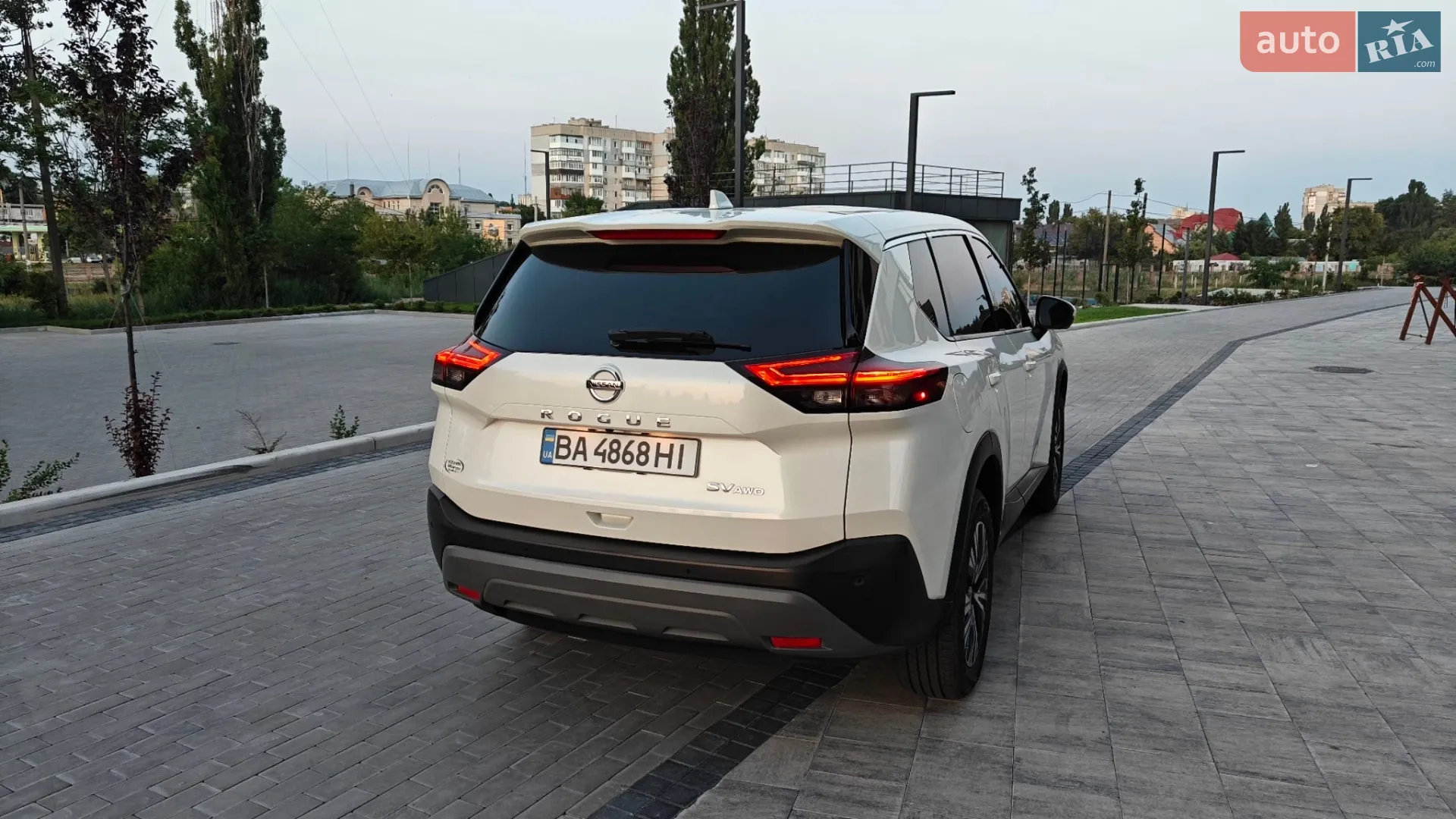 2021 Nissan Rogue - мініатюра 4