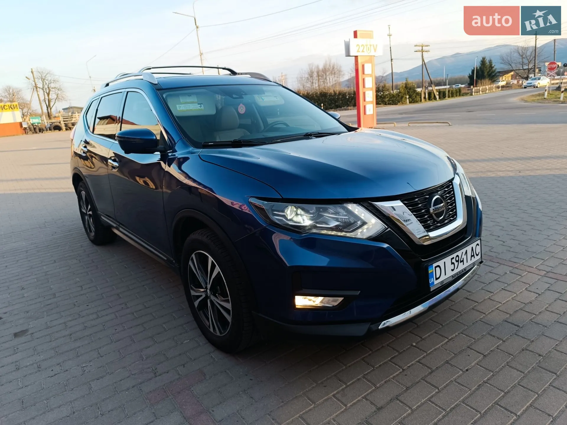 2018 Nissan Rogue - мініатюра 15