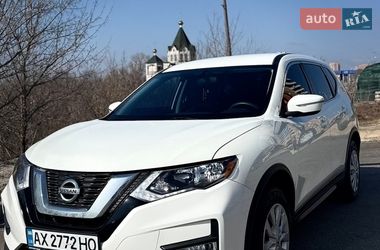 Позашляховик / Кросовер Nissan Rogue 2016 в Харкові