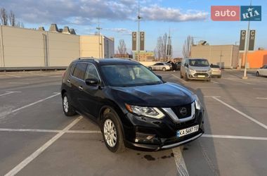 Внедорожник / Кроссовер Nissan Rogue 2018 в Киеве