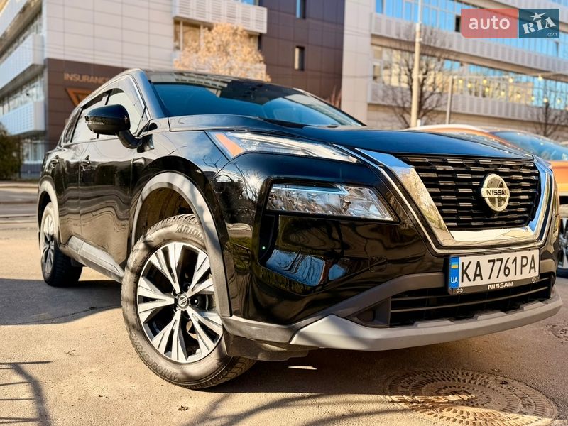 Позашляховик / Кросовер Nissan Rogue 2020 в Києві