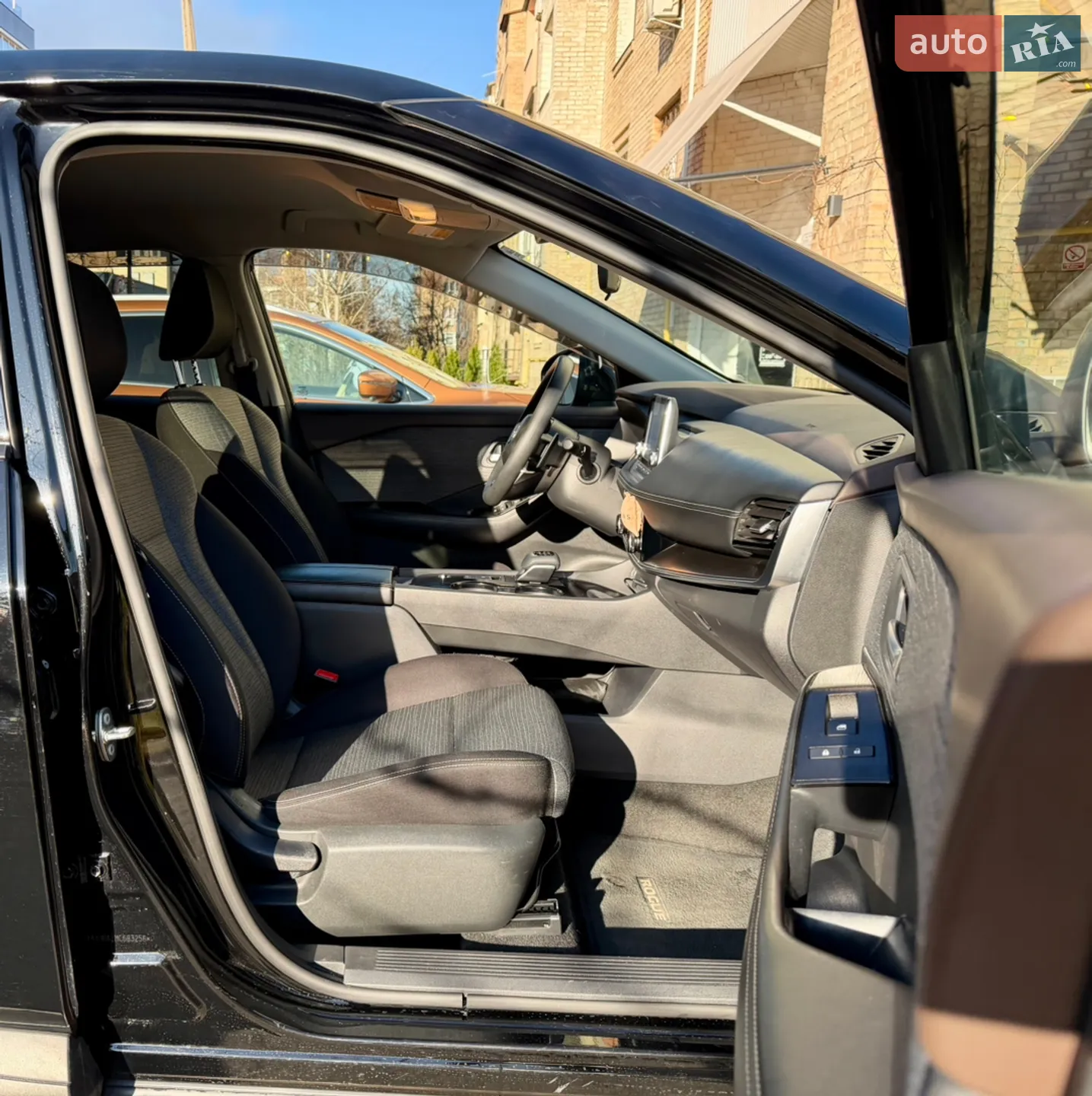 2020 Nissan Rogue - мініатюра 16