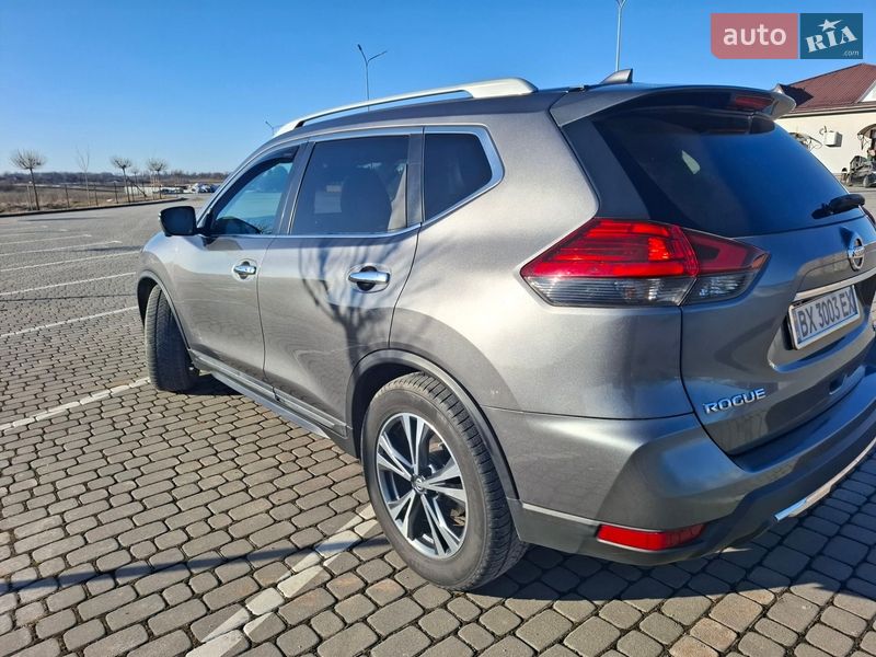 Внедорожник / Кроссовер Nissan Rogue 2016 в Шепетовке