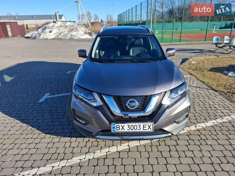 Внедорожник / Кроссовер Nissan Rogue 2016 в Шепетовке