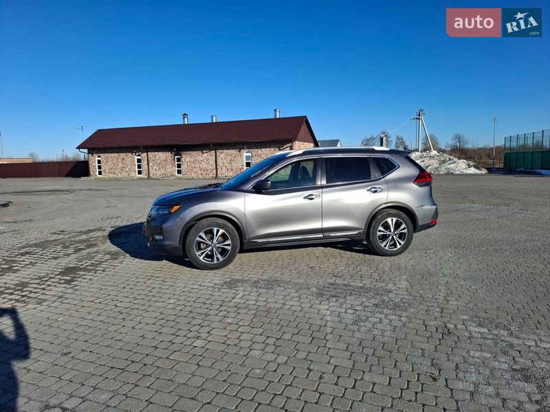 Внедорожник / Кроссовер Nissan Rogue 2016 в Шепетовке