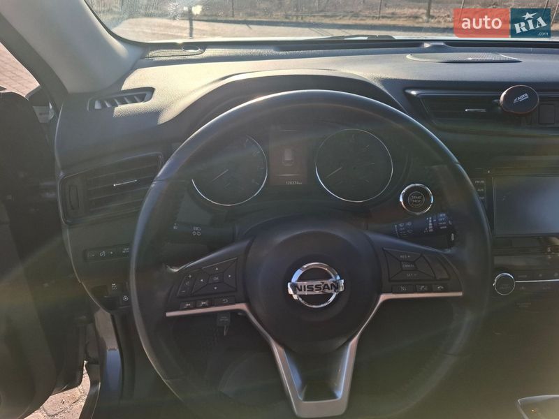 Внедорожник / Кроссовер Nissan Rogue 2016 в Шепетовке