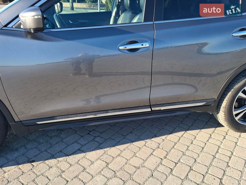 Внедорожник / Кроссовер Nissan Rogue 2016 в Шепетовке