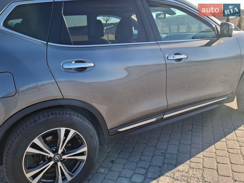 Внедорожник / Кроссовер Nissan Rogue 2016 в Шепетовке