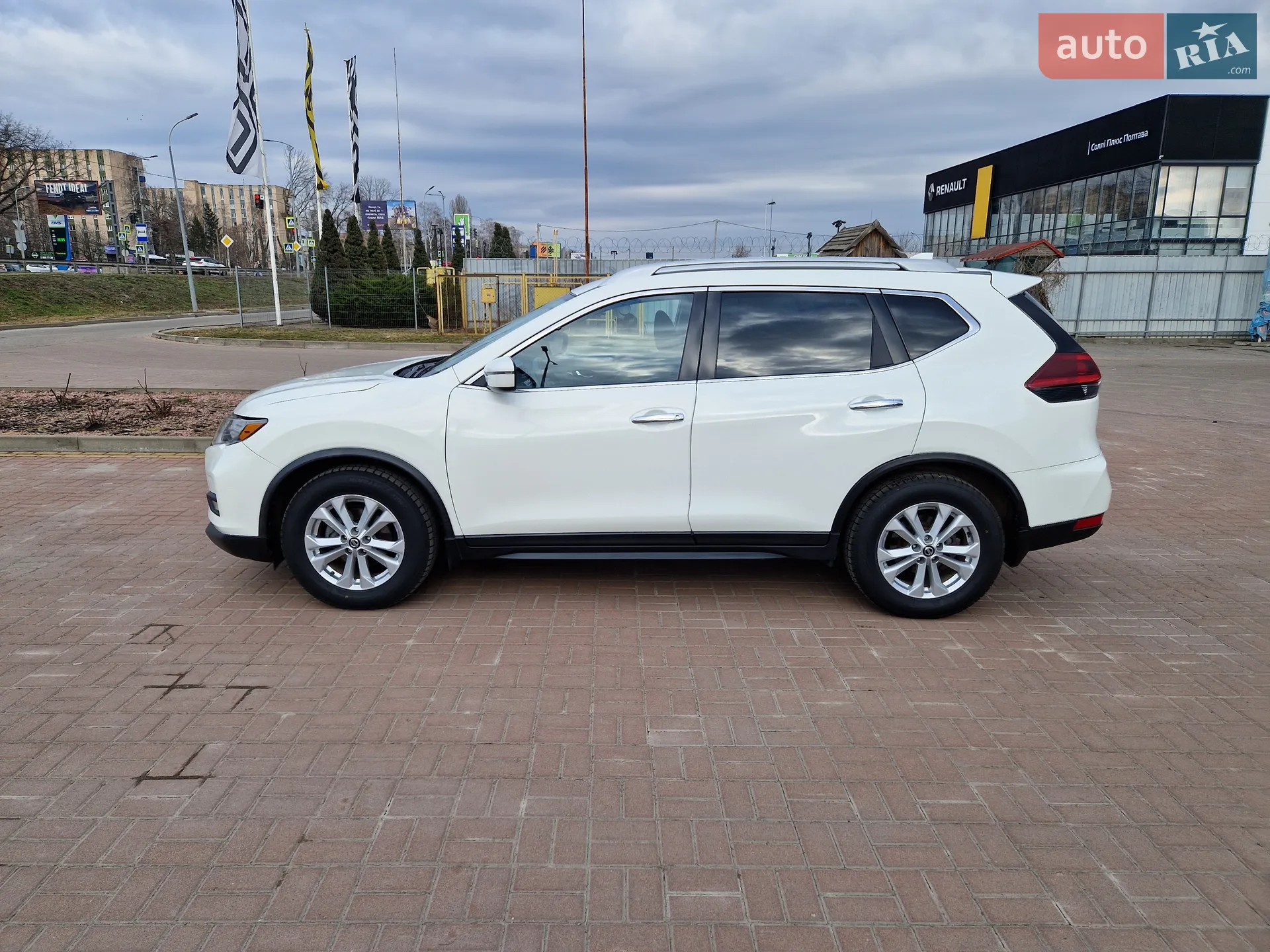 2018 Nissan Rogue - мініатюра 8