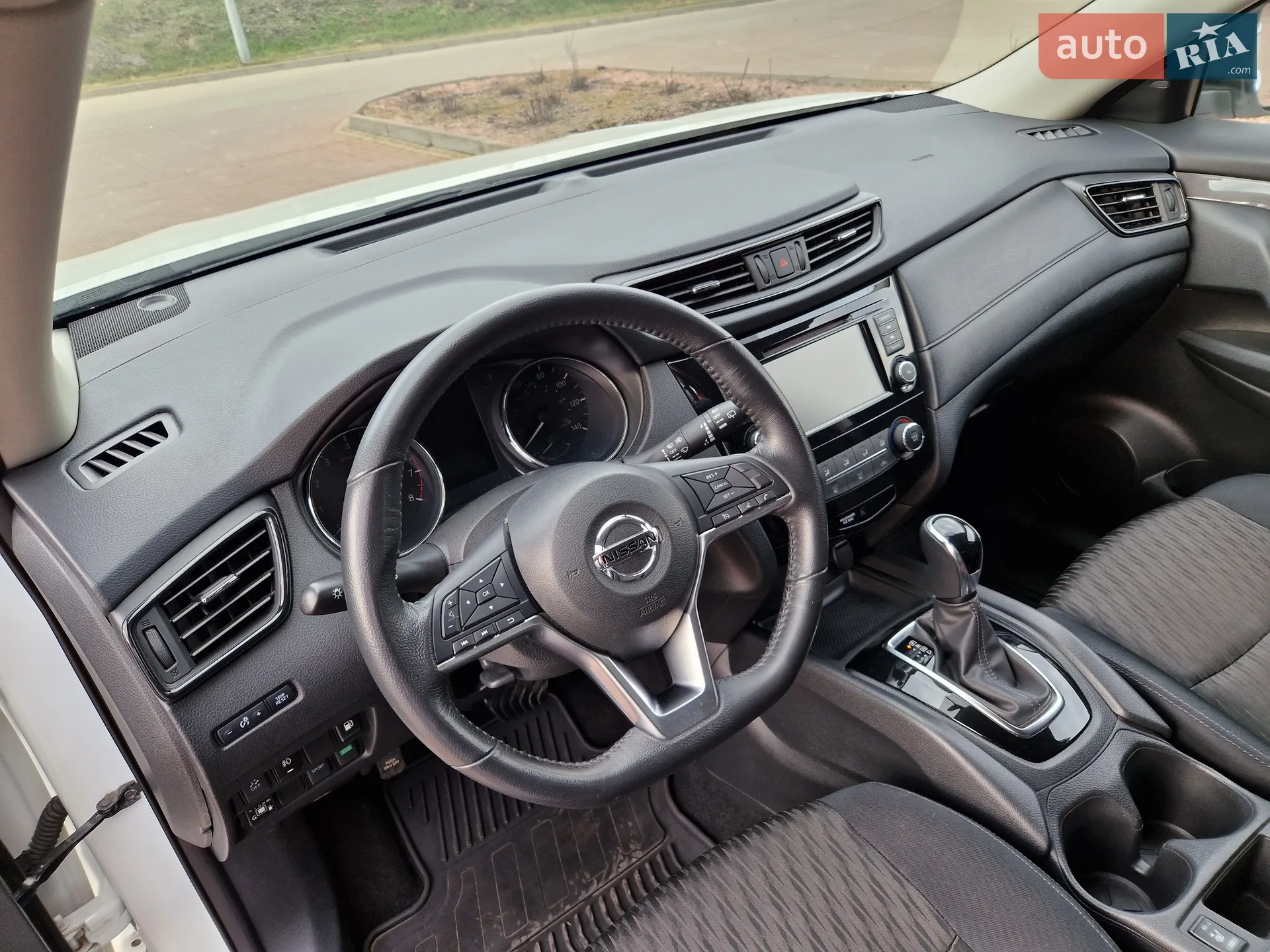 2018 Nissan Rogue - мініатюра 34