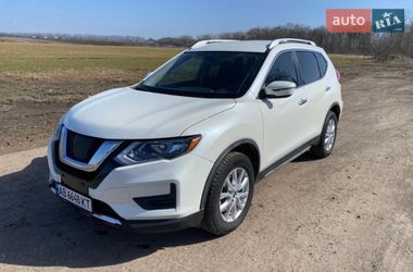Позашляховик / Кросовер Nissan Rogue 2017 в Вінниці