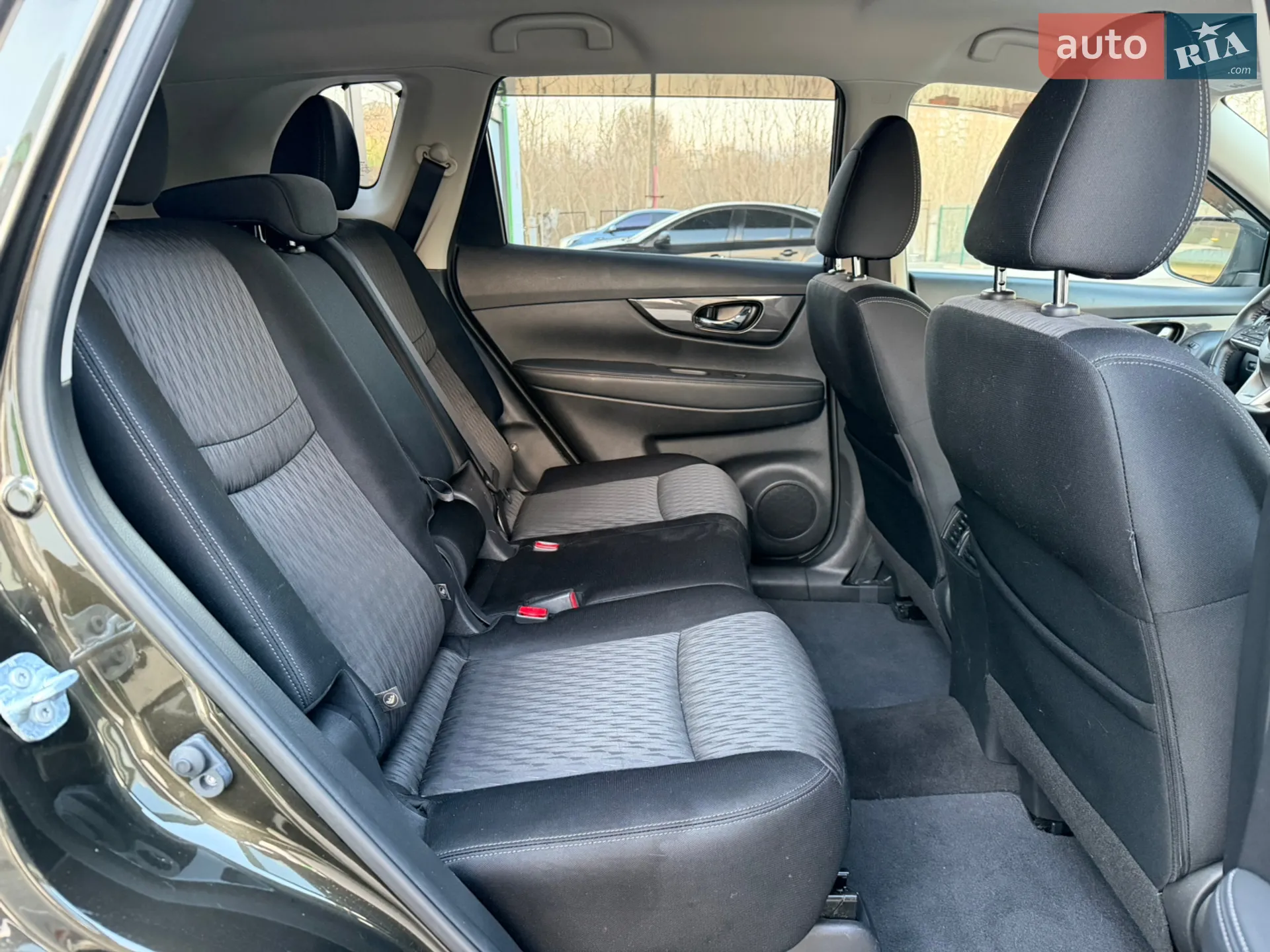 2017 Nissan Rogue - мініатюра 37