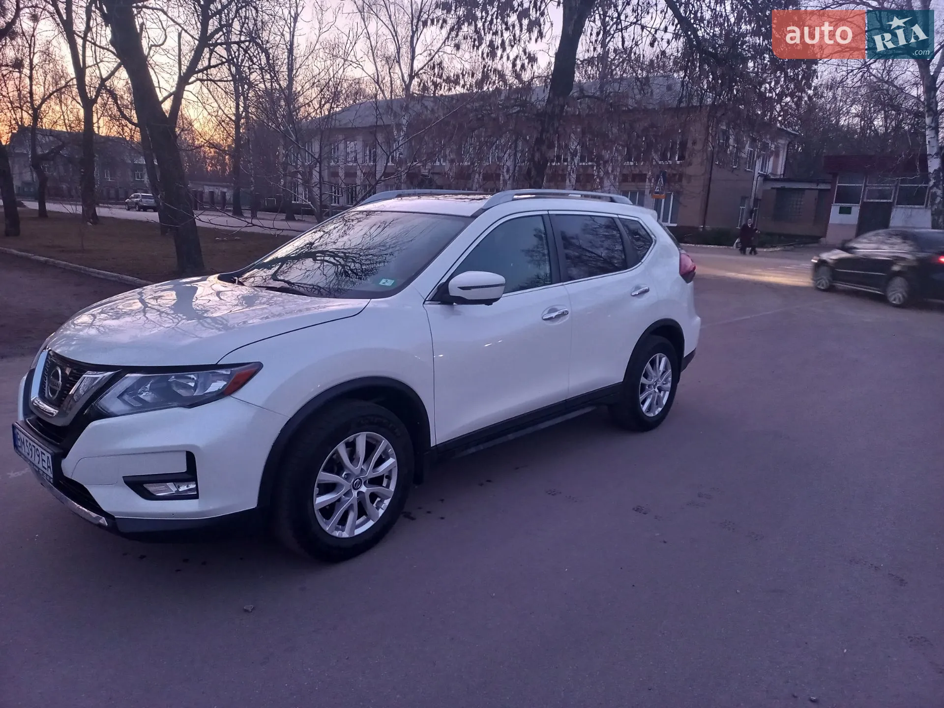2018 Nissan Rogue - мініатюра 3
