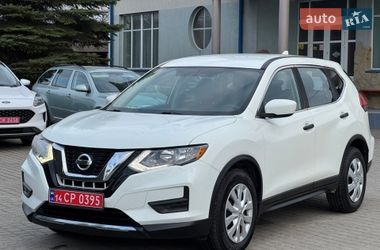Внедорожник / Кроссовер Nissan Rogue 2017 в Львове