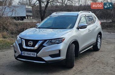 Внедорожник / Кроссовер Nissan Rogue 2018 в Виннице