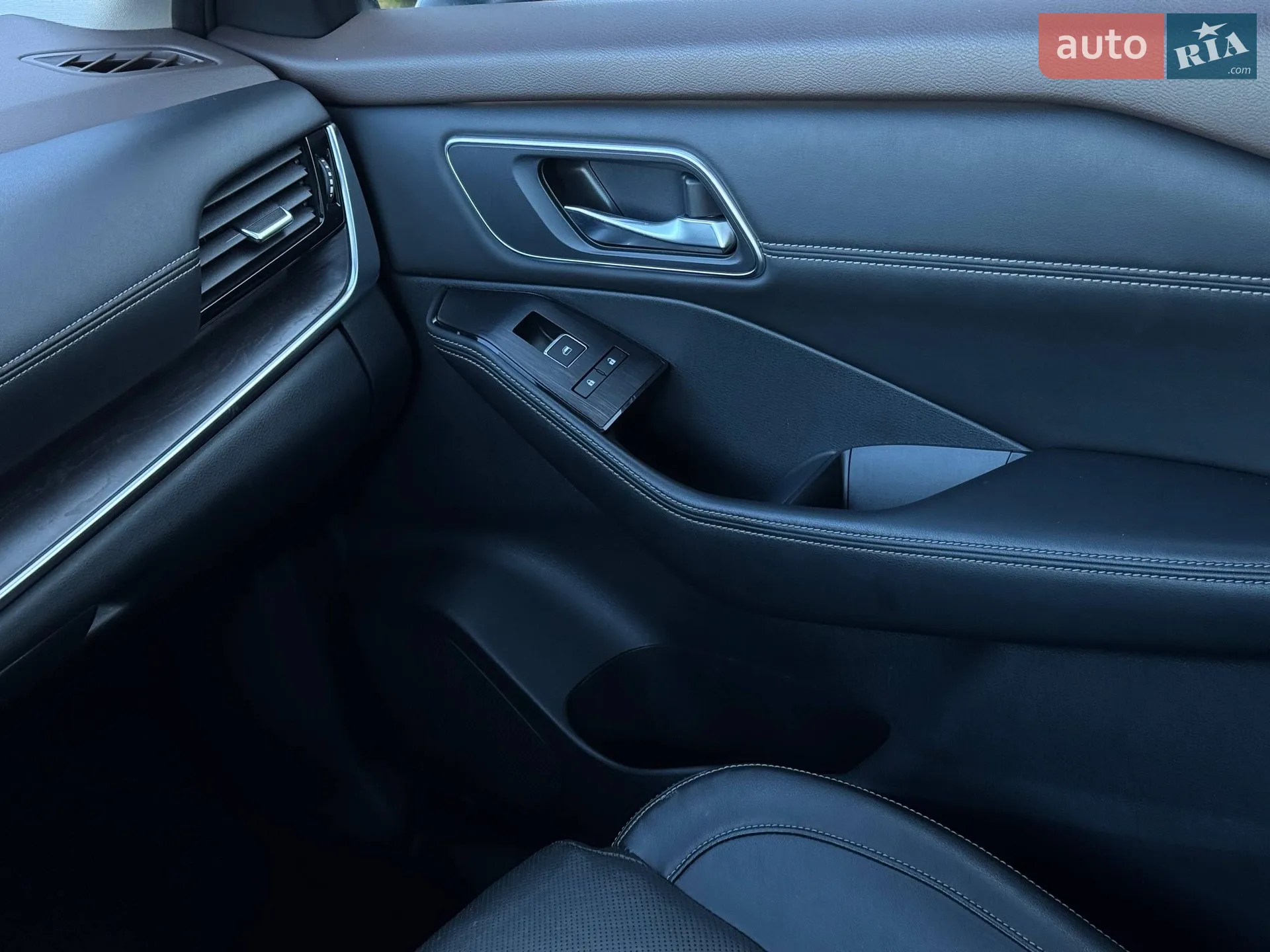 2021 Nissan Rogue - мініатюра 56
