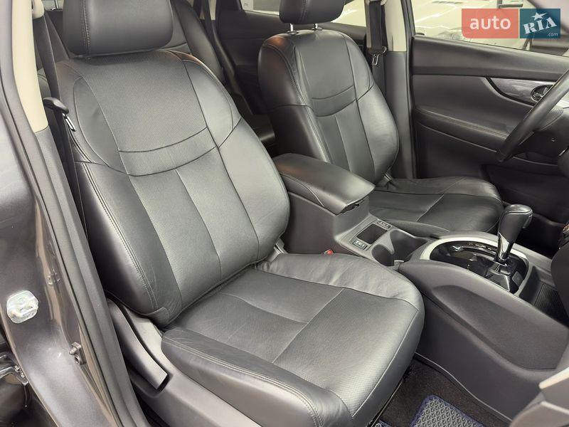 Позашляховик / Кросовер Nissan Rogue 2015 в Харкові