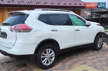 Внедорожник / Кроссовер Nissan Rogue 2015 в Кицмани