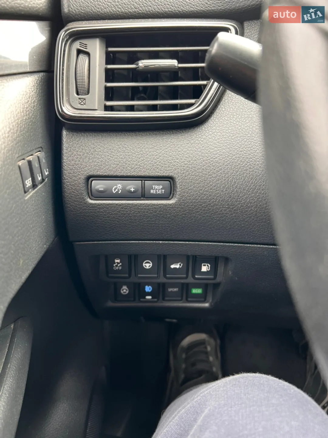 2019 Nissan Rogue - мініатюра 22