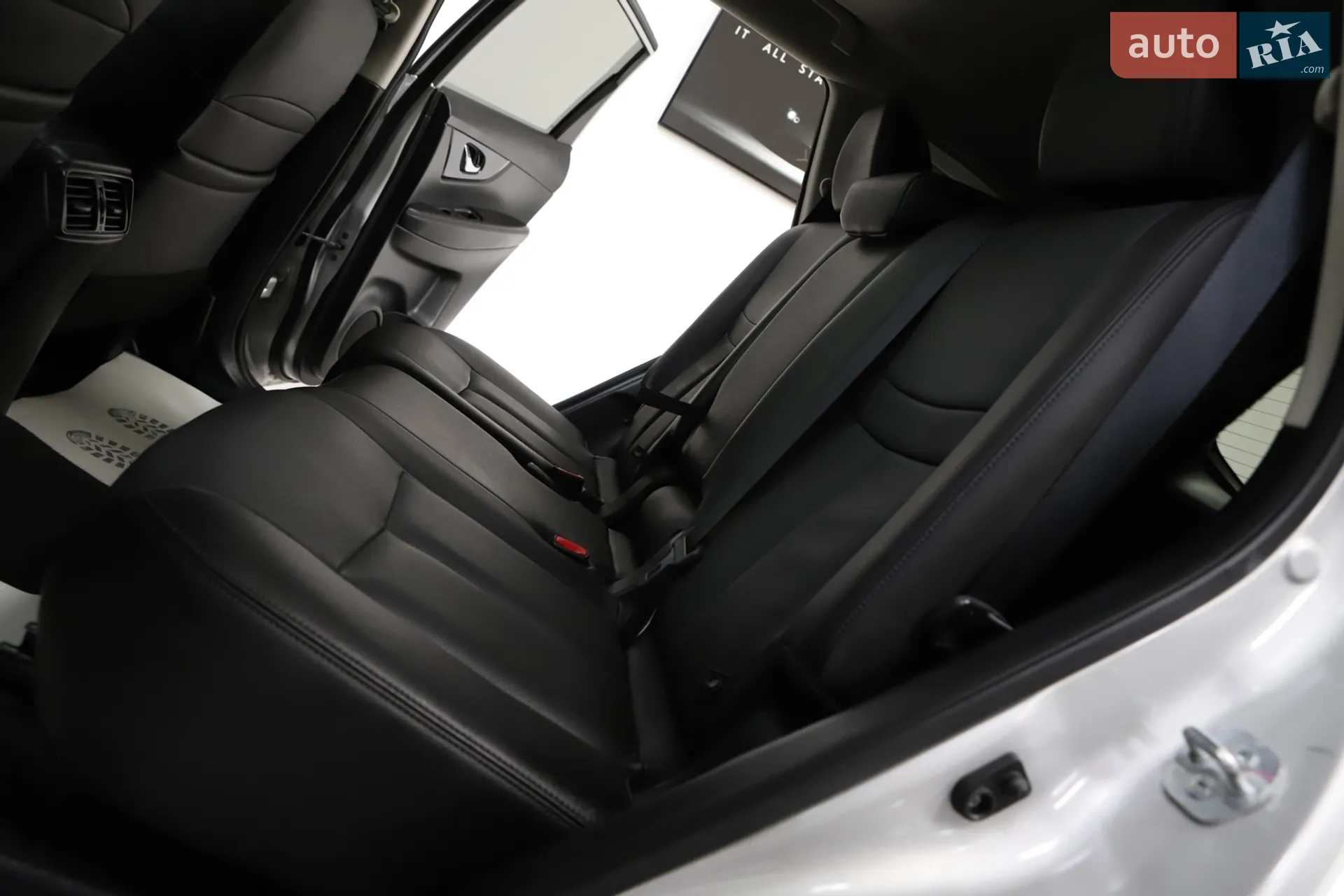 2017 Nissan Rogue - мініатюра 90
