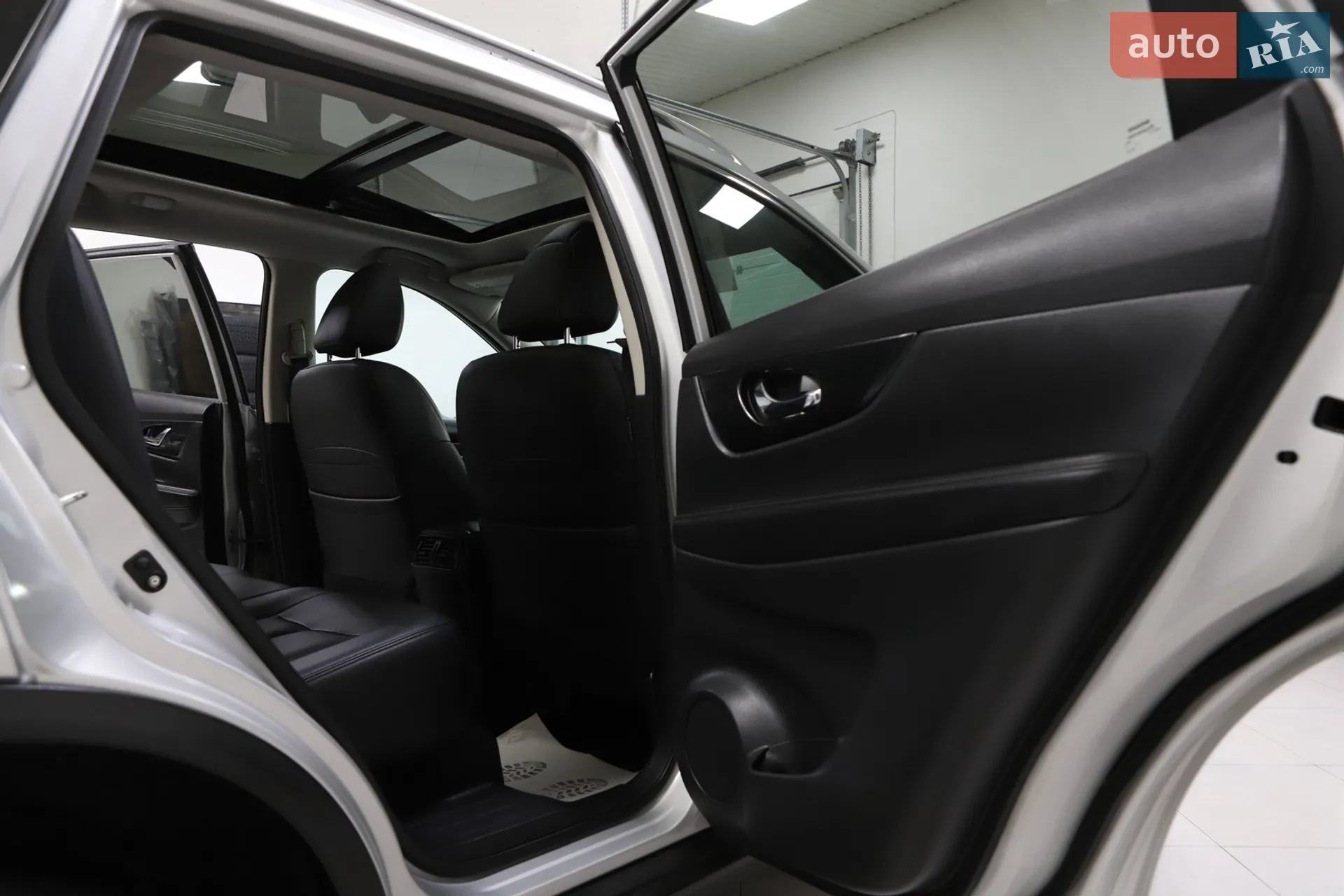 2017 Nissan Rogue - мініатюра 97