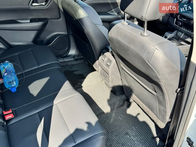 Позашляховик / Кросовер Nissan Rogue 2021 в Києві