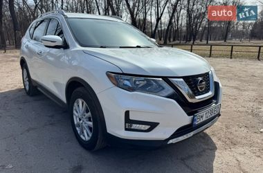 Внедорожник / Кроссовер Nissan Rogue 2018 в Сумах