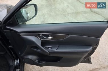 Внедорожник / Кроссовер Nissan Rogue 2015 в Полтаве