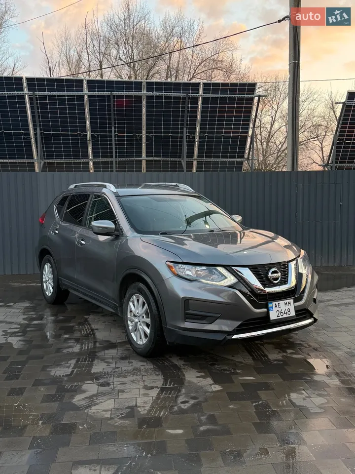 2017 Nissan Rogue - мініатюра 9