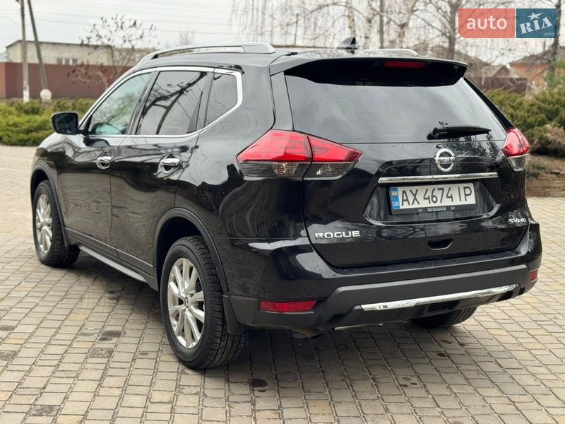 Внедорожник / Кроссовер Nissan Rogue 2016 в Харькове