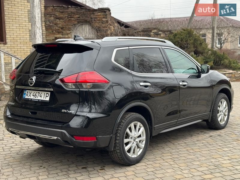 Внедорожник / Кроссовер Nissan Rogue 2016 в Харькове