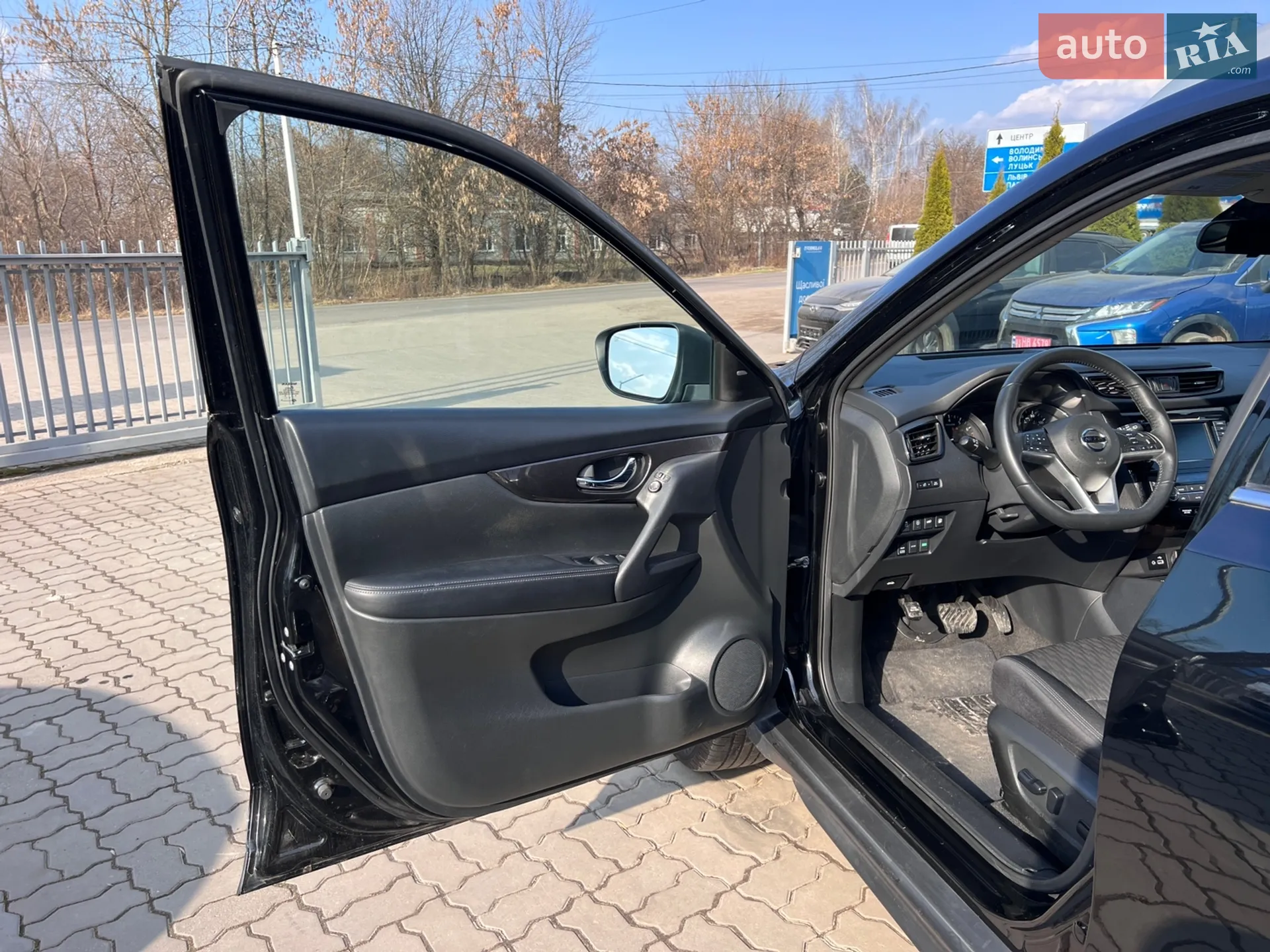 2019 Nissan Rogue - мініатюра 12