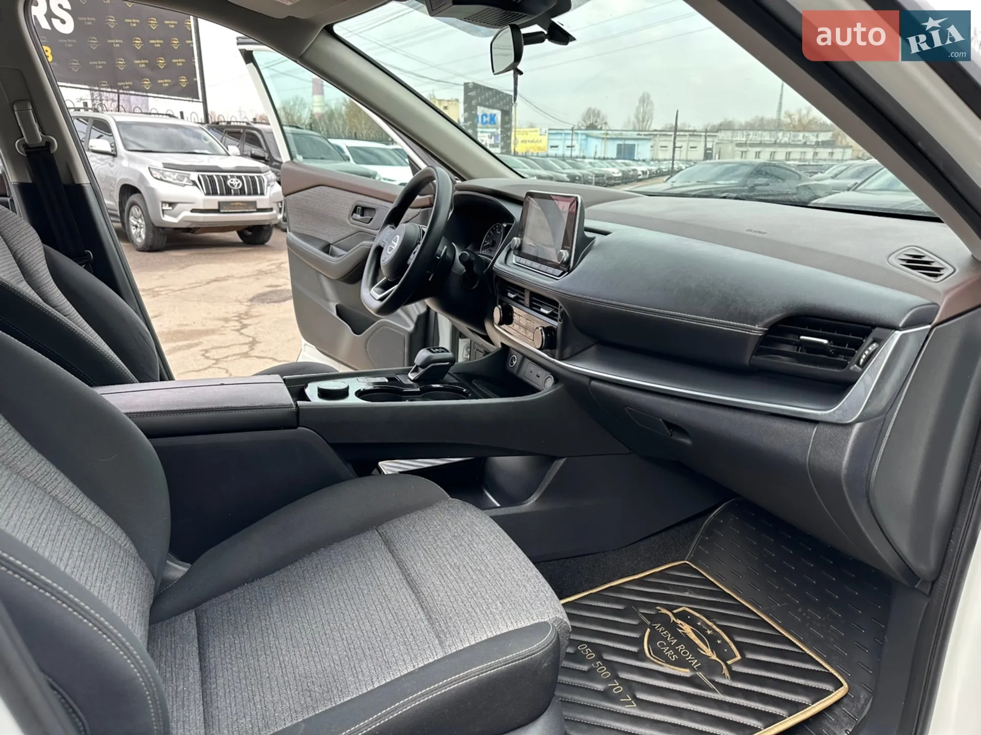 2021 Nissan Rogue - мініатюра 23