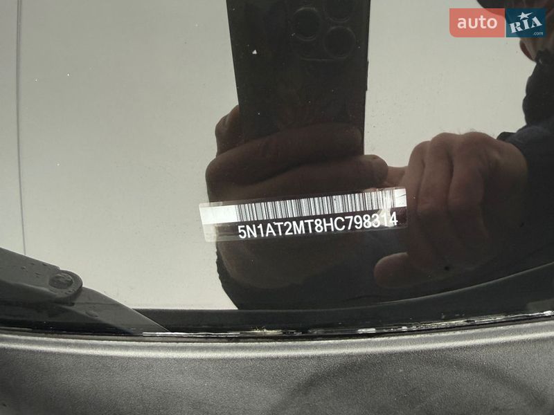 Внедорожник / Кроссовер Nissan Rogue 2017 в Виннице