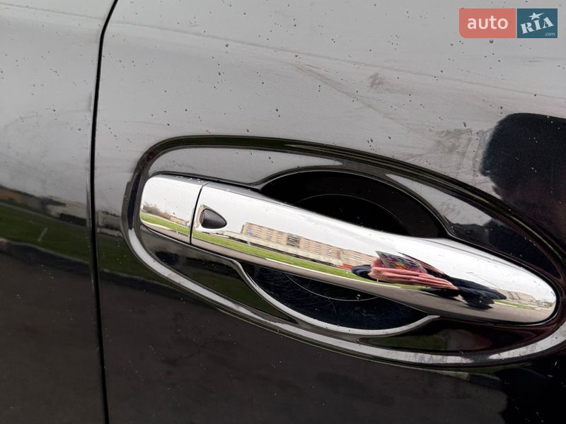 Внедорожник / Кроссовер Nissan Rogue 2017 в Виннице