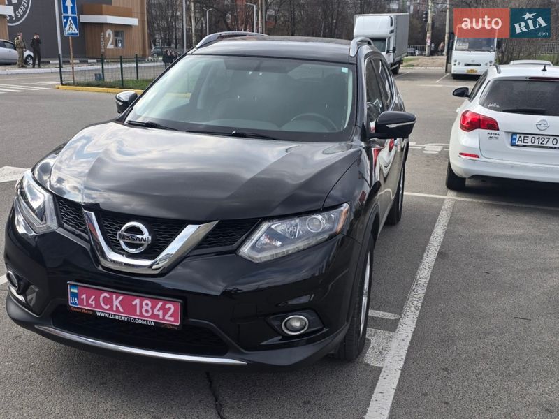 Внедорожник / Кроссовер Nissan Rogue 2015 в Днепре
