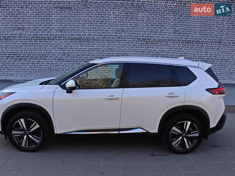 Внедорожник / Кроссовер Nissan Rogue 2021 в Кременчуге