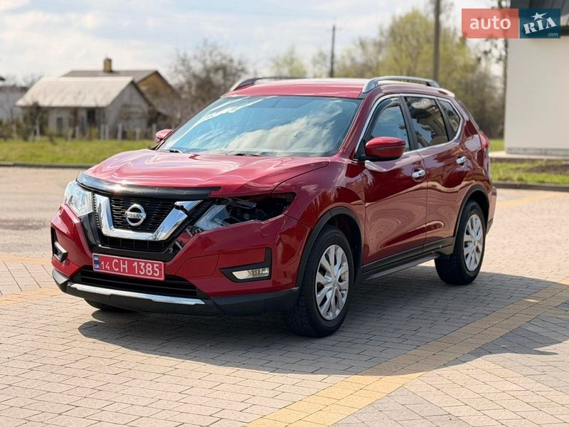 Позашляховик / Кросовер Nissan Rogue 2017 в Львові